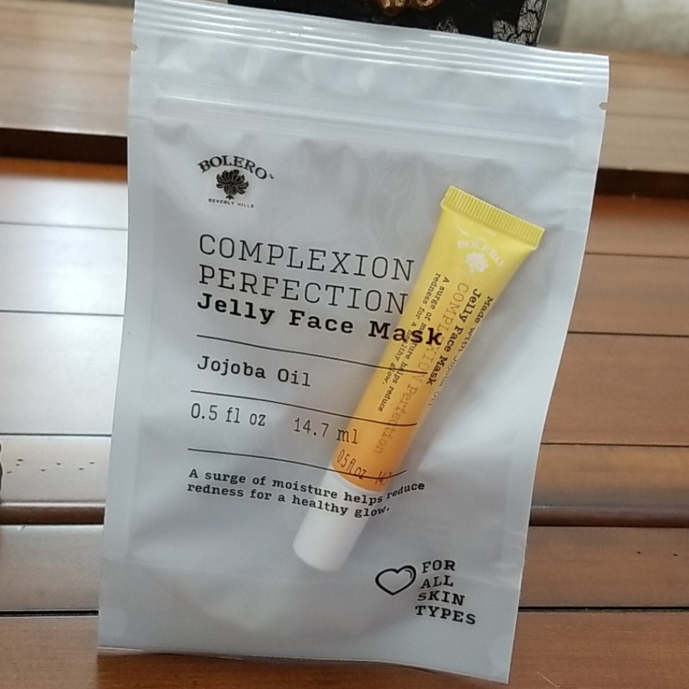 😚 BOLERO FACE MASK